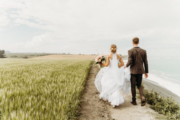 Bride and Groom at Jack’s Point, Timaru
